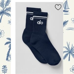 Alo Unisex Half-Crew Throwback Sock NWT navy size medium